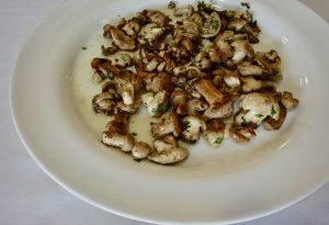 Moixernons saltats amb all i julivert, recepta