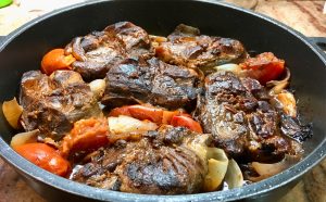 Galtes de porc rostides a la cassola, recepta