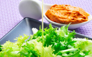 Amanida escarola amb romesco, recepta, cuina catalana